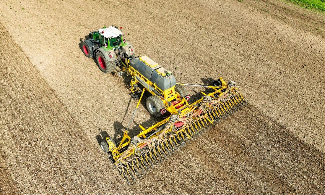 équipement agricole de pointe au champ