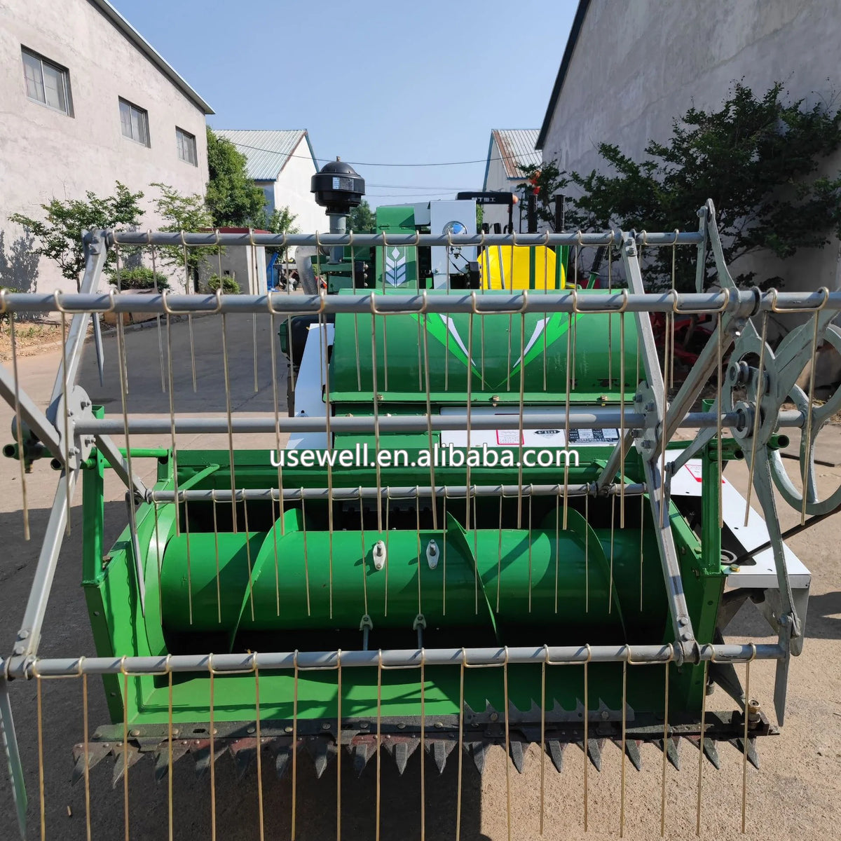 Machine Moissonneuse Mini Moissonneuse-batteuse Automatique 25hp pour Riz et Blé sur Chenil ...