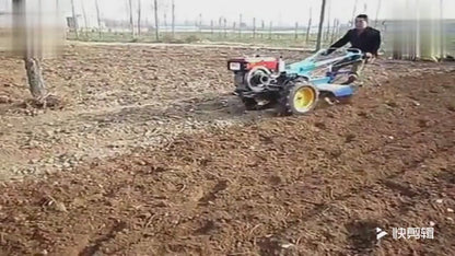 Tracteur Agricole Multifonction avec Accessoires - Performance et Polyvalence